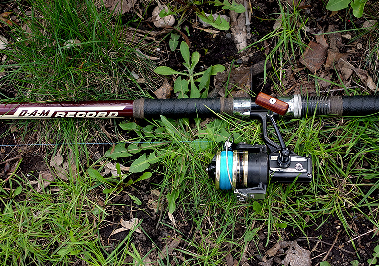 dam record fishing rod