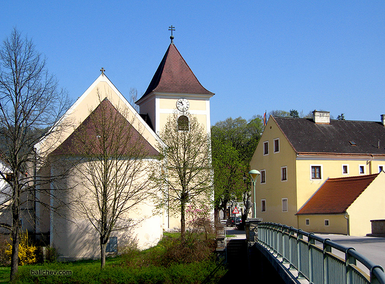 деревенская церковь